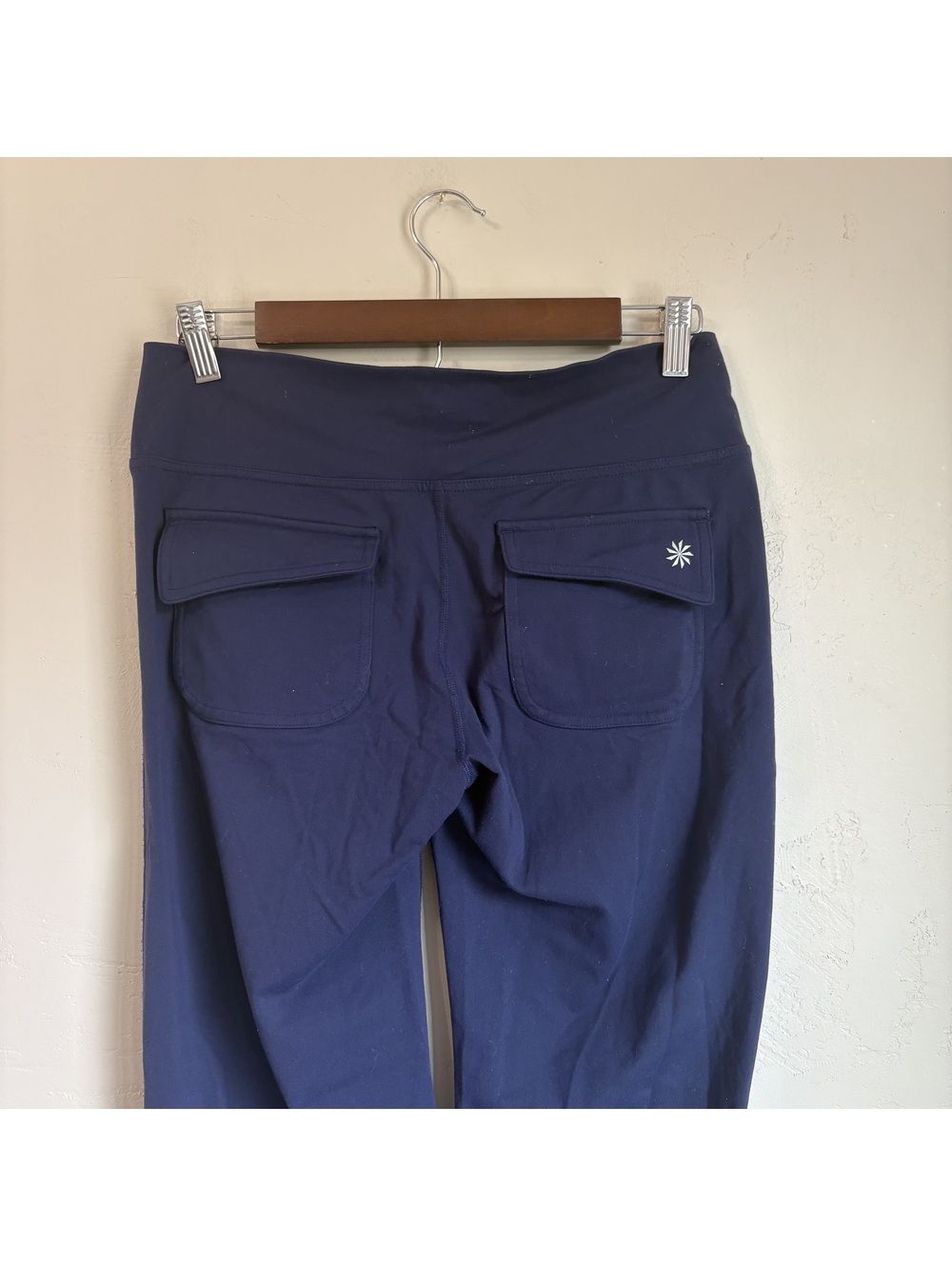 Athleta Fusion Yoga Pants Women's Size M Navy Blue Wide Leg Flap Pockets - Picture 4 of 5